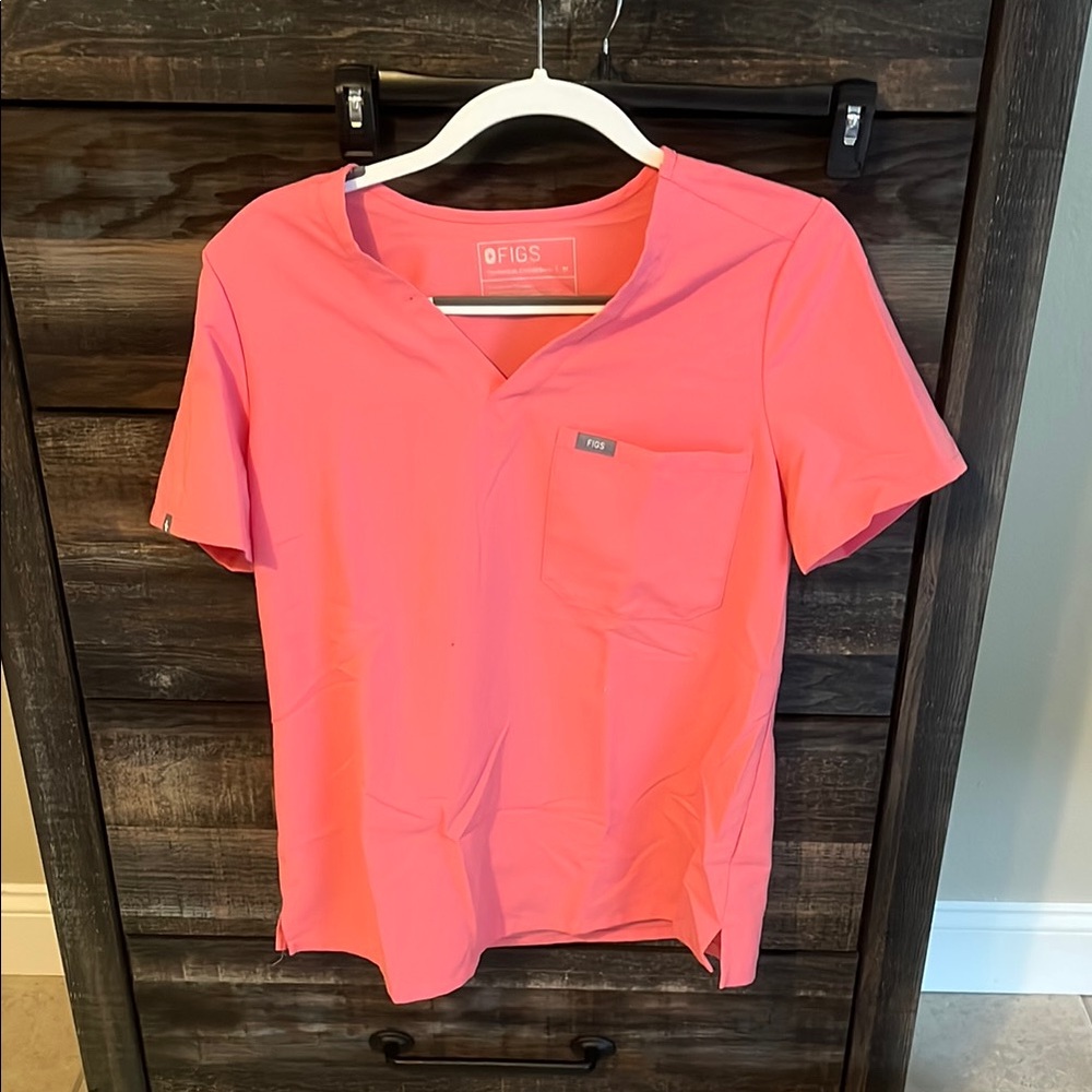 Figs Women's Short Sleeve Tee - Pink